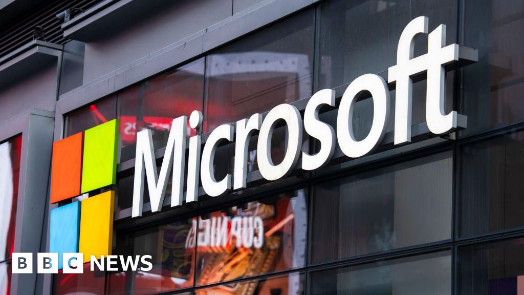 Microsoft faces £1bn class action case in UK over software prices